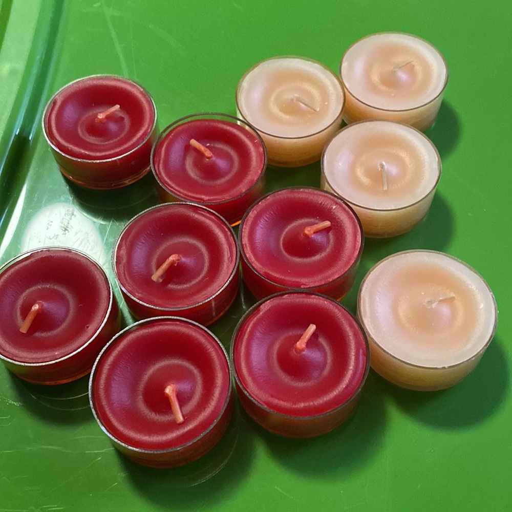 PARTYLITE • CANDLES 🕯️ - Picture 3 of 4